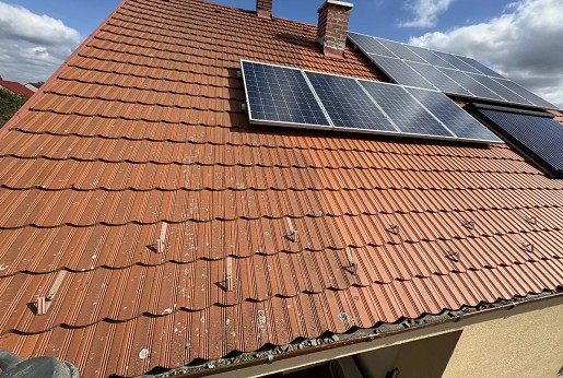 Tető- és homlokzattisztítás – megelőzés a drága felújítás helyett